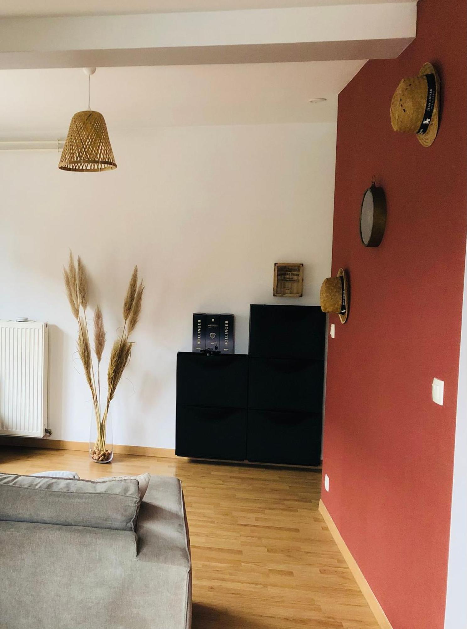 Logement Centre Ville D'Epernay Avec Parking Prive Екстериор снимка